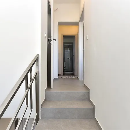 بيت للعطل Ante 2245 بيروغ