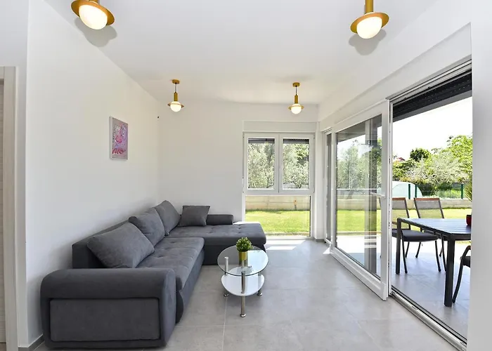 Ante 2245 펜션 페로이