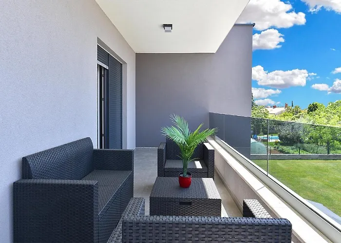 Ante 2245 * 페로이