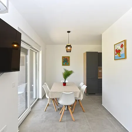 Ante 2245 Dom wakacyjny Peroj