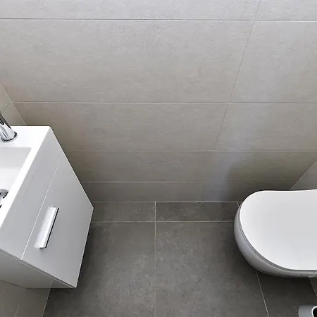 Ante 2245 Dom wakacyjny Peroj