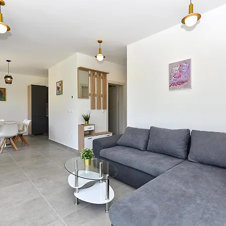 Ante 2245 Holiday home Peroj