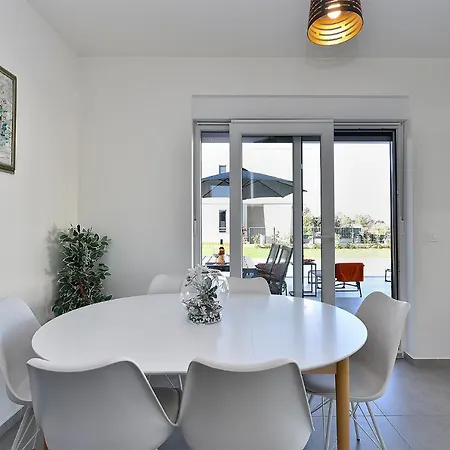 Holiday home Ante 2245 *