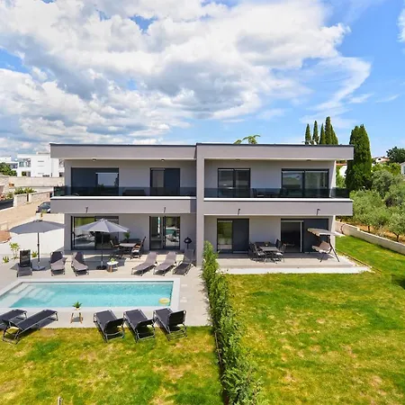 Ante 2245 Holiday home Peroj