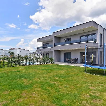 Holiday home Ante 2245 Peroj