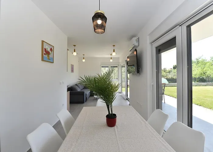 Ante 2245 Vakantiehuis *